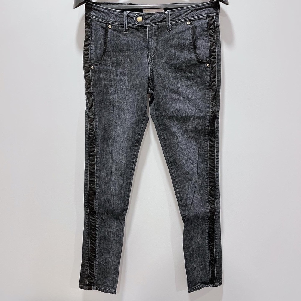 LEVI’S Lady Style Women’s Black Denim Skinny Jeans